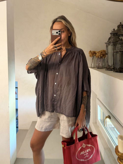 Camicia over arricciature