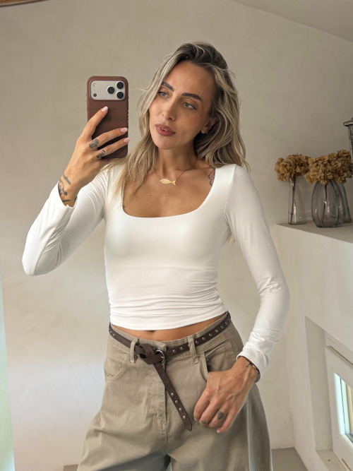 Top scollo quadrato