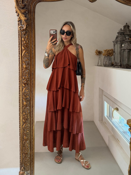 Abito halter balze