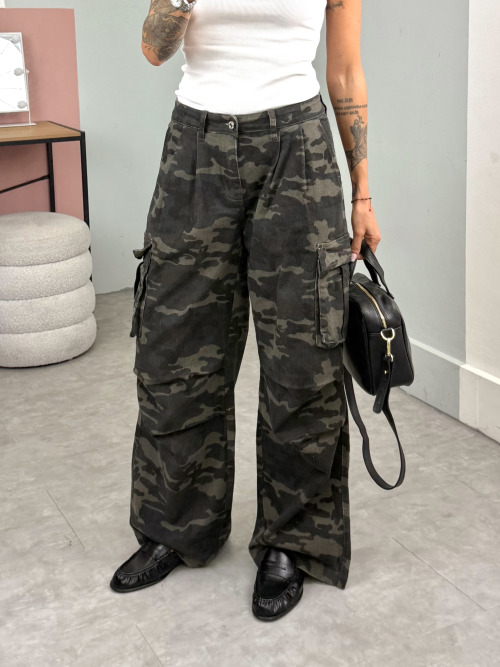 Denim cargo mimetico