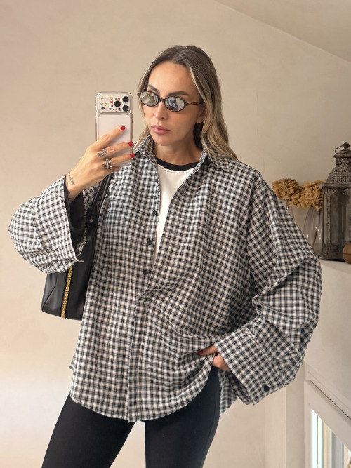 Camicia over quadri manica tubo
