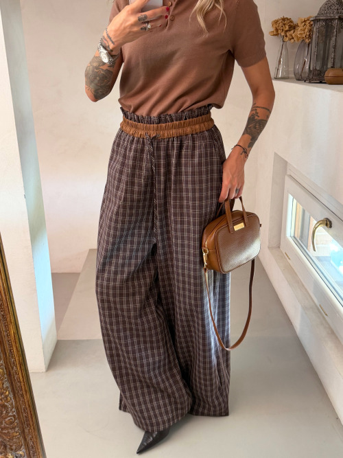 Pantalone ampio quadretti